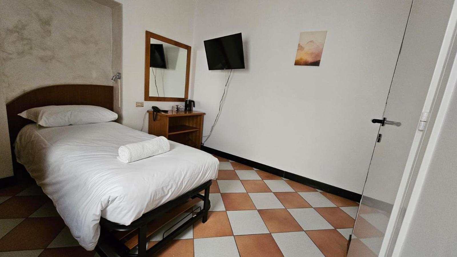 Hotel Montecodeno Varenna Luaran gambar